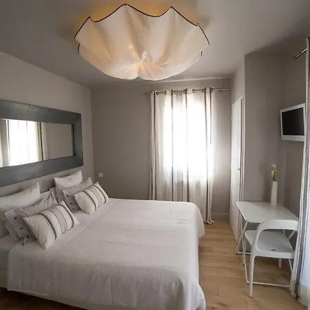 D'hotes Arima 2*