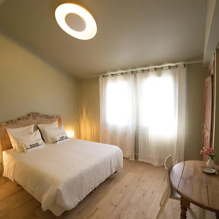 בית הארחה D'hotes Arima 2*